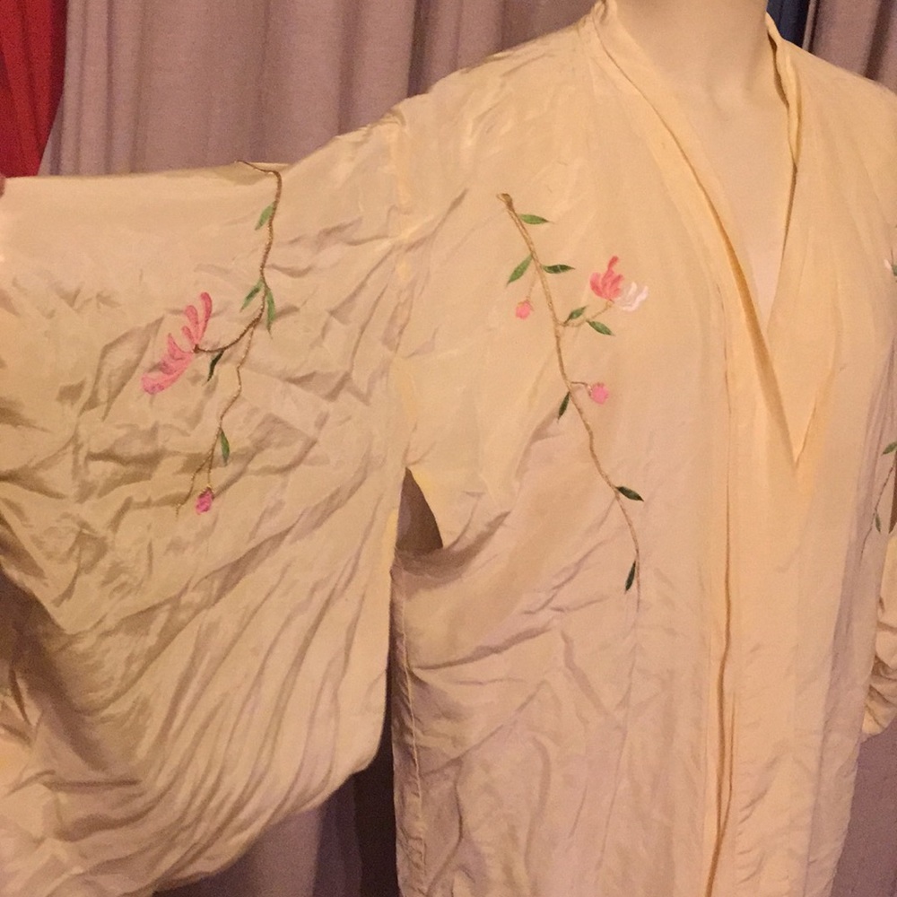 Kimono - Picture 5 of 6